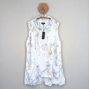 NWT Comfy USA White Abstract Print Structured Neckline Tunic Top Size 1X